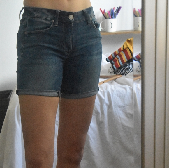 American Eagle Outfitters Pants - American eagle denim shorts